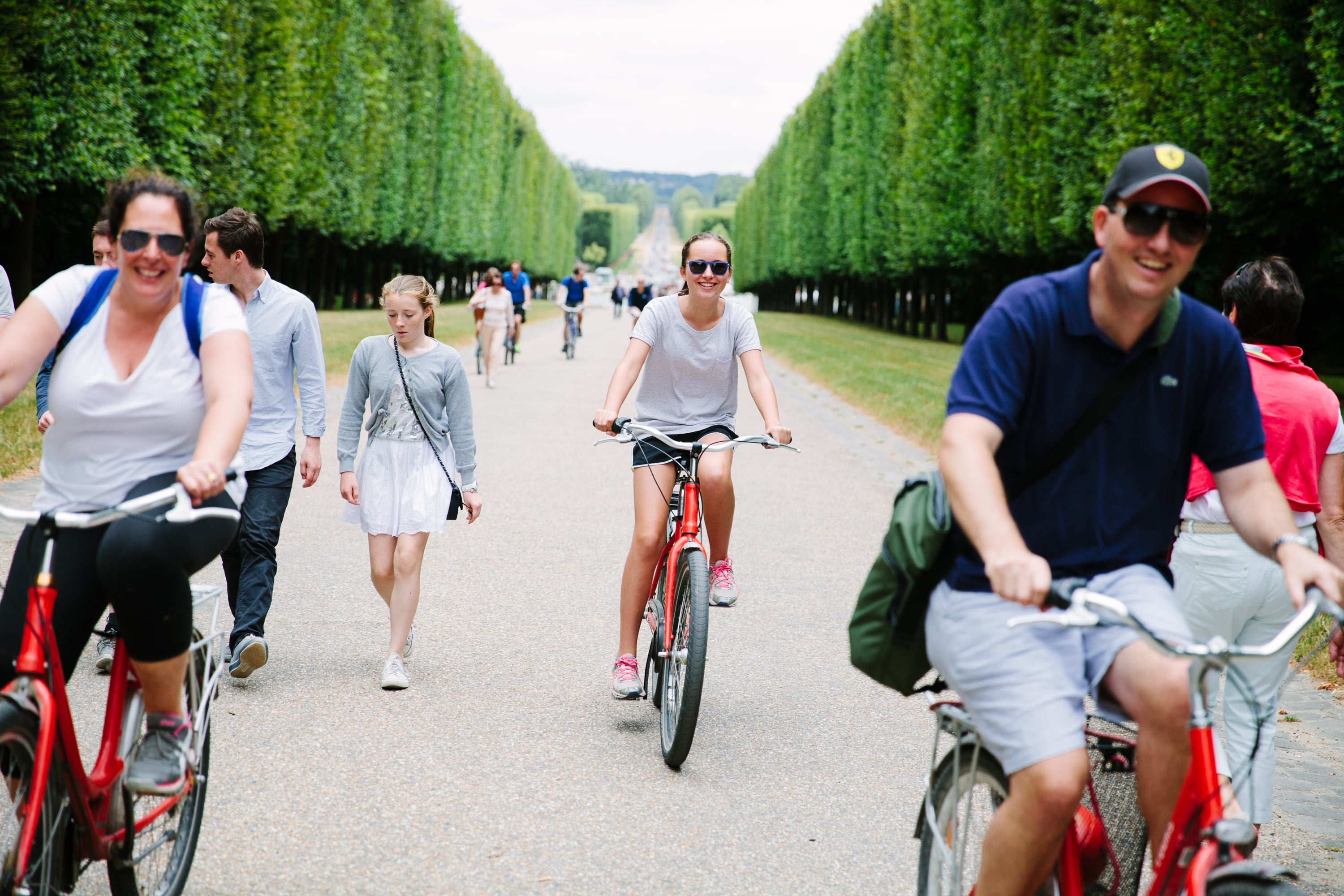 Highlight of Versailles Full Day Bike Tour with Royal Gardens, Queens’ Hamlet, & Picnic Stop